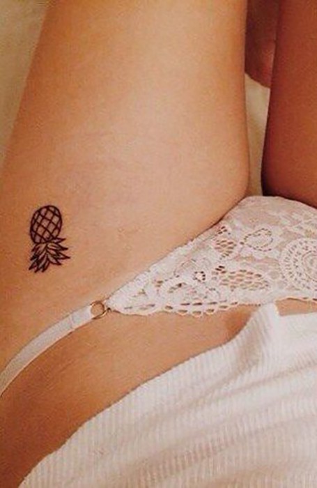 20 de tatuaje sexy pentru coapse pentru femei in 2020