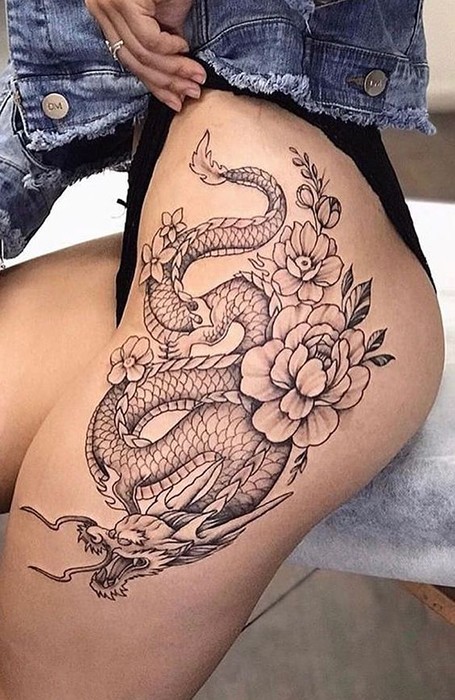 20 de tatuaje sexy pentru coapse pentru femei in 2020