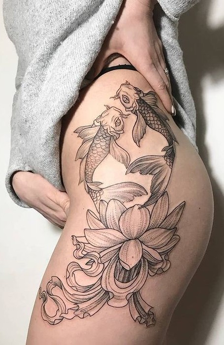 20 de tatuaje sexy pentru coapse pentru femei in 2020